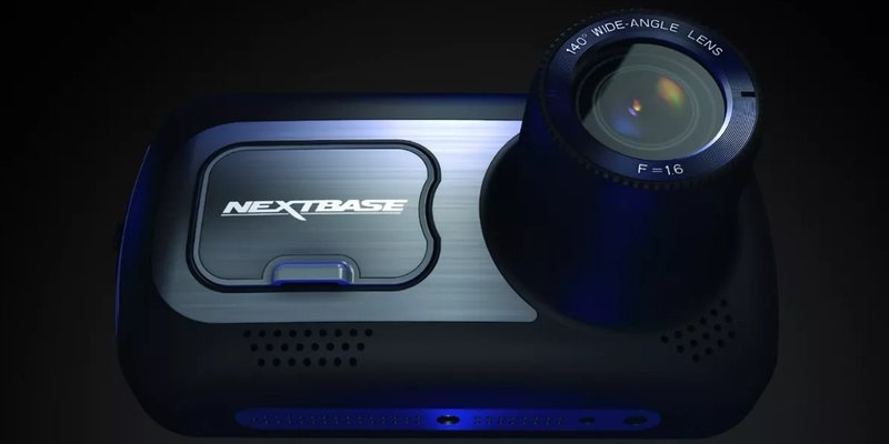 Kamerka samochodowa Nextbase 522GW. Nowy, zaskakujący gracz na polskim rynku