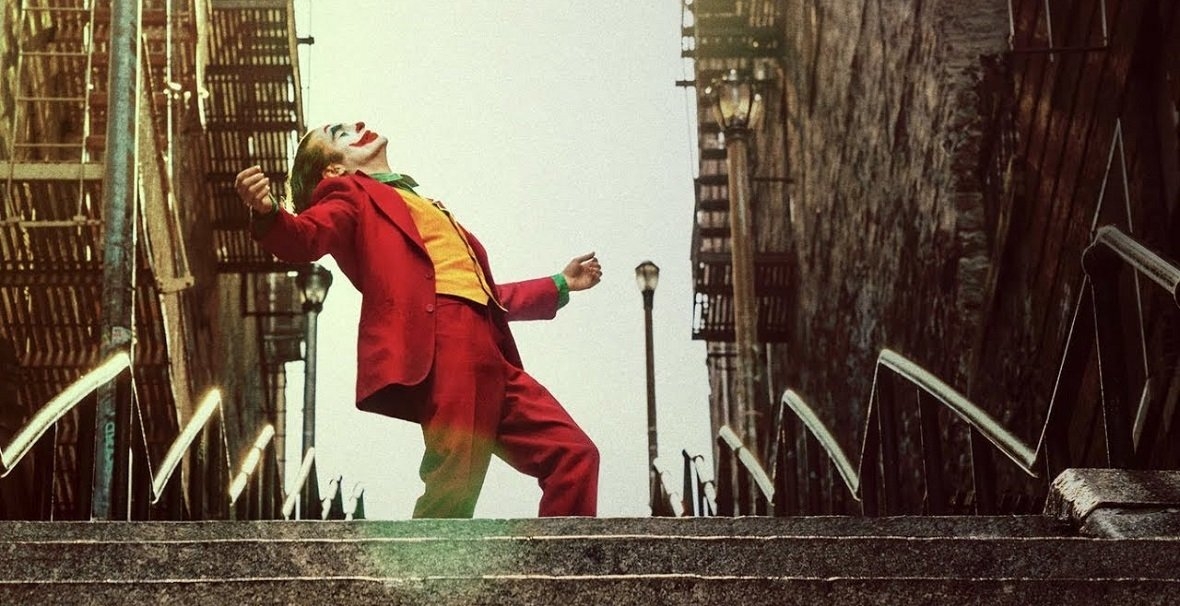 „Joker 2”: Lady Gaga jako Harley Quinn na pamiętnych schodach