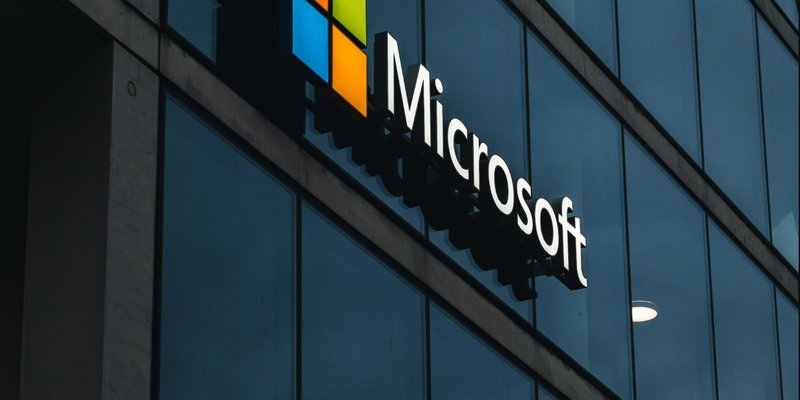 Microsoft: ChatGPT napisze maile i zrobi prezentacje