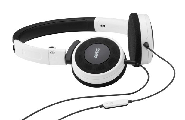 akg-y-30_c04hr.jpg
