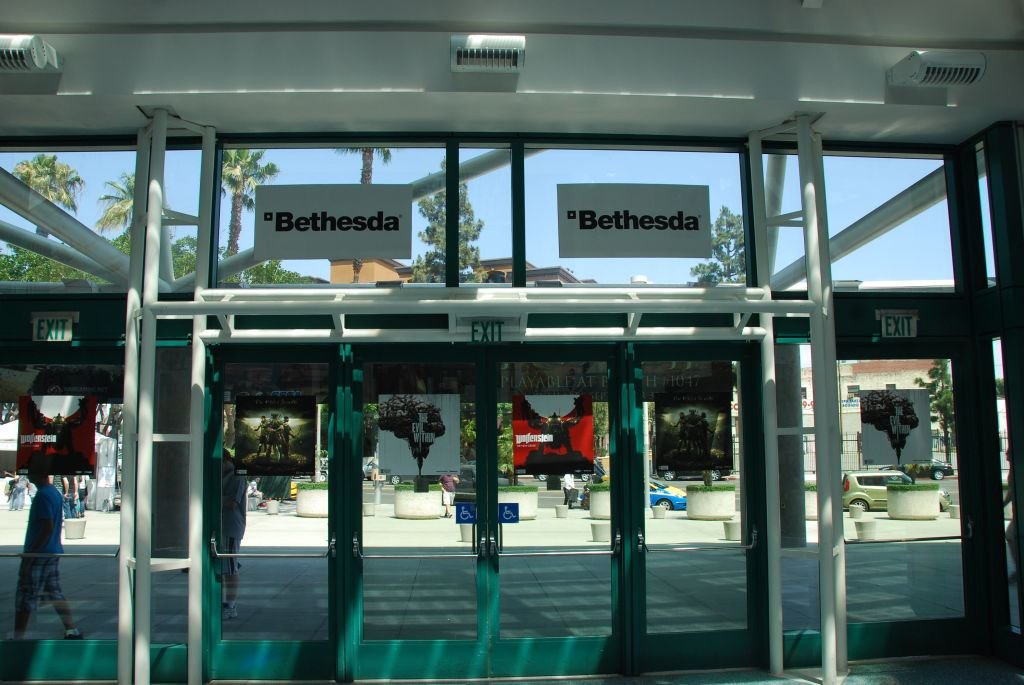 E32013-24_175pm.jpg