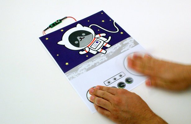 Paper Generator: Ciekawy pomysł Disneya – prąd generowany przez&nbsp;człowieka i&nbsp;papier [WIDEO]