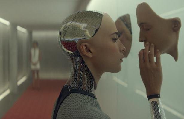 Ex Machina – odróżnijcie człowieka od maszyny i wygrajcie film [WYNIKI]