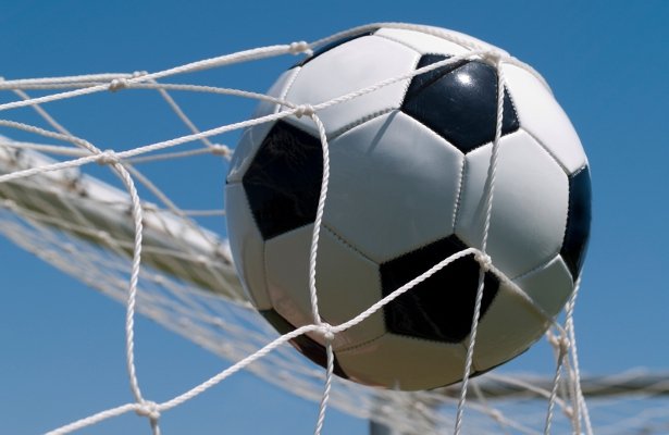 Najładniejsze bramki roku w grach piłkarskich EA Sports [WIDEO]