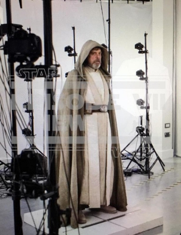 star-wars-przebudzenie-luke_177hl.jpg