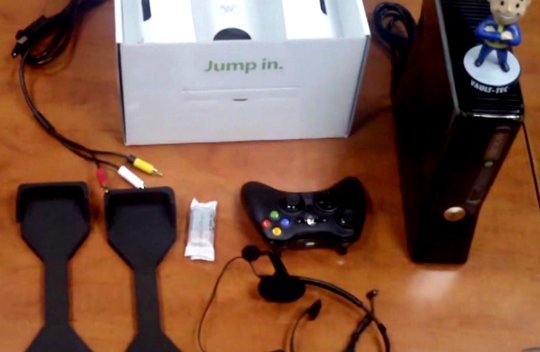 Xbox 360 Slim (X360S): Unboxing, czyli otwieramy nowego Xboksa [WIDEO]