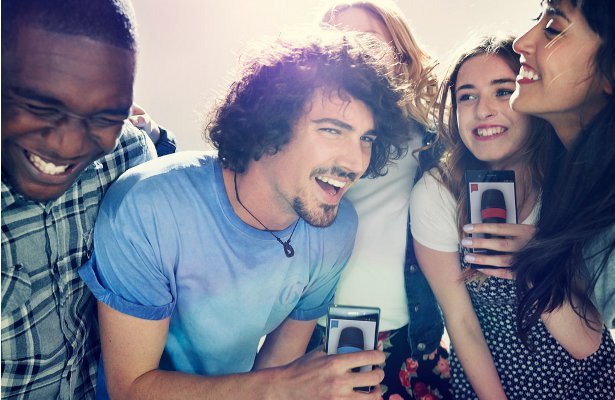 SingStar: Ultimate Party – Nowa odsłona karaoke od&nbsp;Sony w&nbsp;drodze. Ze&nbsp;śpiewaniem do&nbsp;telefonu [WIDEO]