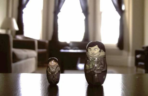 Stacking: Dziś premiera. Jeden z twórców jest tak podekscytowany, że aż bawi się lalkami