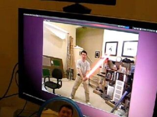 Kinect: Microsoft nie będzie ścigał hackerów. A ci stworzyli nową modyfikację – z mieczem świetlnym [WIDEO]
