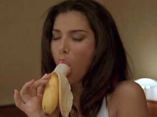 Więc&nbsp;w&nbsp;Chinach zakazano streamów z&nbsp;uwodzicielskim jedzeniem banana