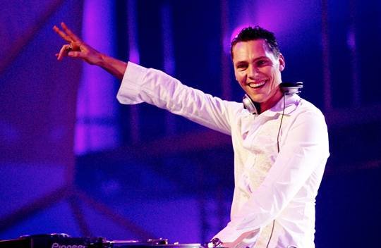 DJ Hero 2: DJ Tiesto za deckami [WIDEO]