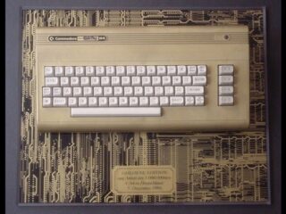 „Złoty” Commodore 64 sprzedany za ponad 3 tys. euro
