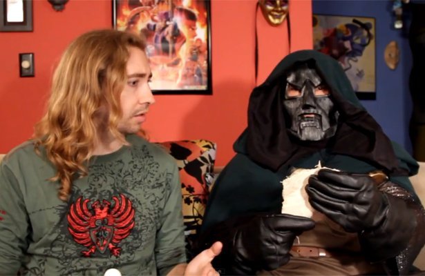 Ultimate Marvel vs. Capcom 3 ? panie premierze: „Jak grać?”. Odpowiedź na zabawnym filmie [WIDEO]