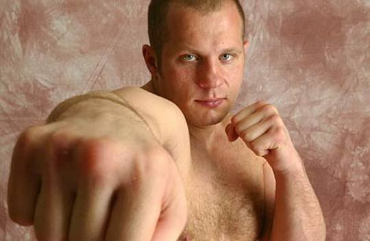 EA ujawnia pierwszych fighterów z gry MMA. Fiodor Jemieljanienko na okładce!