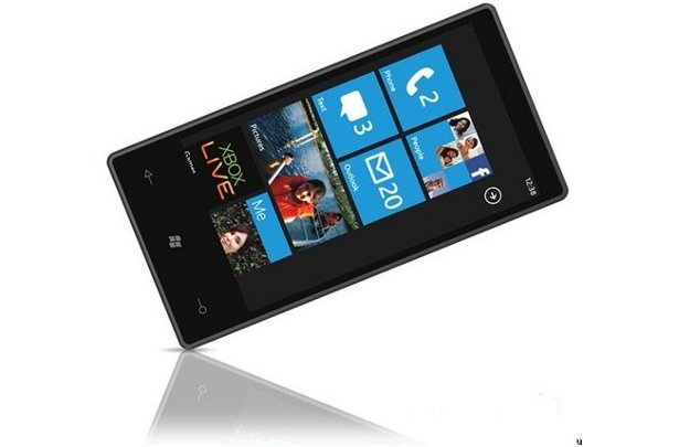 Microsoft do Geohota: Chcesz złamać nasz telefon? Masz tu jeden – gratis!