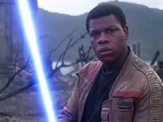 Star Wars: Przebudzenie Mocy – Finn i Han Solo bohaterami nowego zwiastuna [WIDEO]