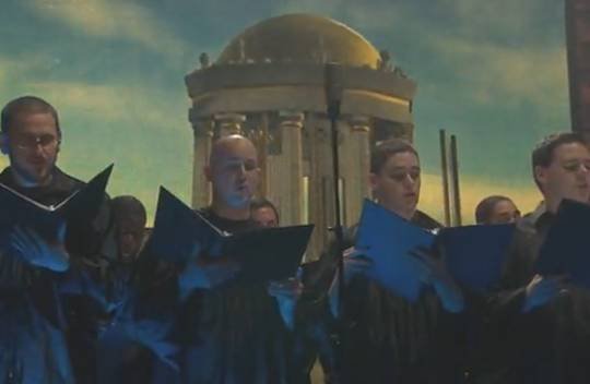 Video Games Live: Orkiestra i chór wykonuje motyw muzyczny z Civilization IV. Wszyscy płaczą…