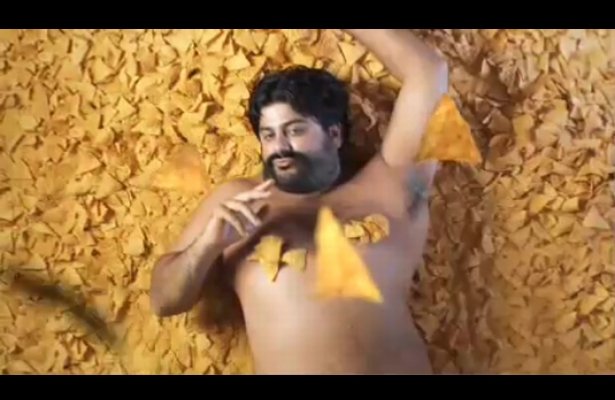 Doritos obwieszcza: Kobiety grające w multi wolą gry… od seksu
