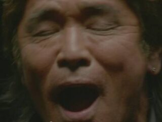 „Ły, hoł, hoł, hoł! Ły, hył, hył, hoł, łoułoułoooooł!”. Czyli jak Sony reklamuje Vitę w Japonii