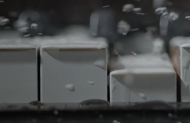 Fortepian w&nbsp;deszczu, czyli klimatyczny zwiastun Rain [WIDEO]