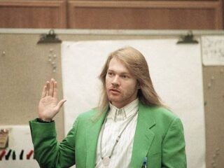 Nowa afera z&nbsp;Guitar Hero: Axl Rose żąda 20 milionów dolarów!