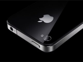 Apple zapowiada iPhone 4S, Epic Games zapowiada Infinity Blade II