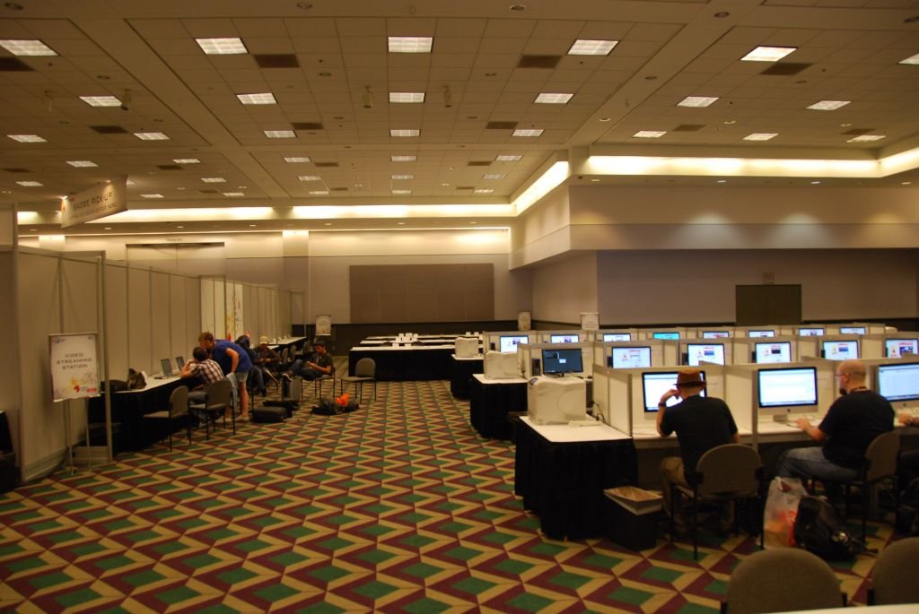 E32013-02_175pm.jpg