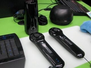 CES 2010: Wreszcie! Razer pokazuje kontroler do PC, który działa jak pałeczka PS3. Na przykładzie Left 4 Dead!