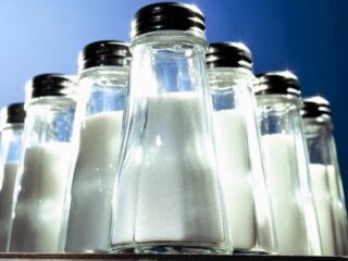 [Na marginesie] Ruchy, jabłka, z&nbsp;bronią babka