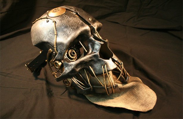 Dishonored: Coś niesamowitego ? wierna replika maski Corvo. Niestety tylko jedna…