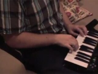 Rock Band 3: A jednak! Będzie nowy kontroler w kształcie klawisza [WIDEO]