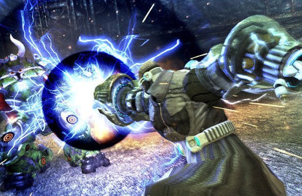 Anarchy Reigns: Nikolai, półrobot atakujący elektrycznością [WIDEO]