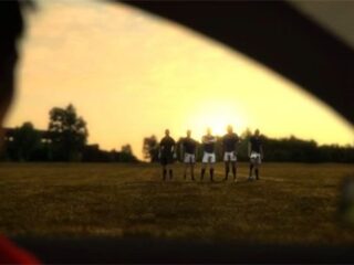 Pure Football: Gerrard strzela bombę [WIDEO]
