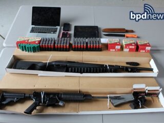 Dwóch uzbrojonych mężczyzn zatrzymanych na&nbsp;Pokémon World Championships