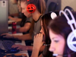 E-sportowa burza. Międzynarodowa federacja organizowała turnieje tylko&nbsp;dla mężczyzn