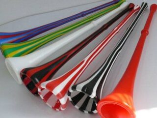 Michael Jackson: The Experience – z wuwuzelą na piratów [WIDEO]