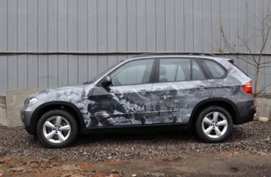 Battlefield: Bad Company 2 – W Rosji podoba się tak, że malują „w tę grę” BMW X5