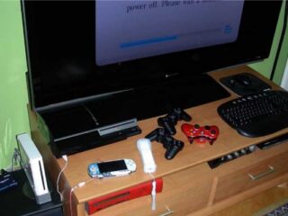 Rynek wtórny: „Napakowane” grami PS3 sprzedane!