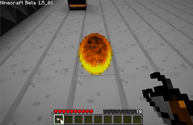Minecraft i Portal w jednym stali domu [WIDEO]
