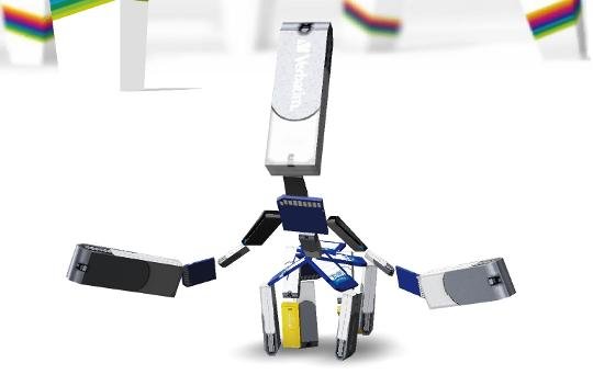 Stwórz sobie stwora. Z kart pamięci i USB-sticków… [WIDEO]