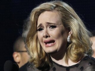 Rock Band 4 crowdfundingową klapą (i&nbsp;to&nbsp;spektakularną!)