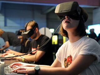 Palmer Luckey broni ekskluziwów na&nbsp;Oculusa: „Sony robi to&nbsp;samo”