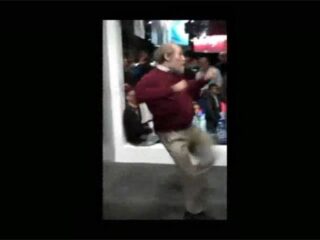 Fighters Uncaged: Bić się każdy umie, czyli strzeż się tego dziadka [WIDEO]