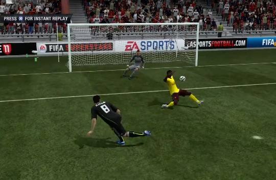 FIFA 11: Jedenaście minut czystego gameplayu – Arsenal vs Real!