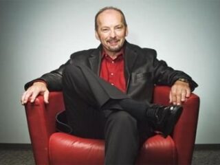 Peter Moore krytykuje targi E3