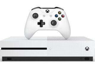 Xbox One S w sprzedaży – ale czy jest lepszy? [WIDEO]
