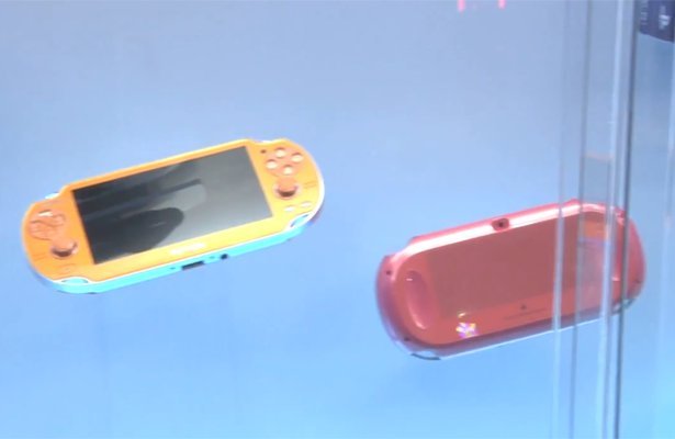 PlayStation Vita w kolorach tęczy i bez uciążliwych aktualizacji oprogramowania [WIDEO]