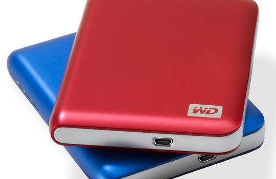 Zostań testerem cdaction.pl: Test dysku twardego Western Digital Passport. „Różowe pudełeczko!”