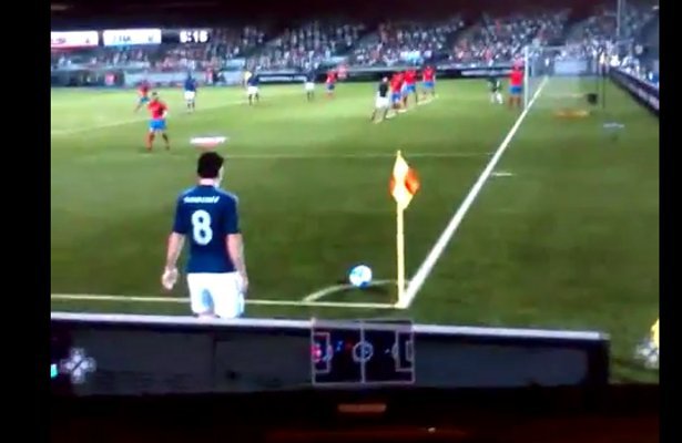 Pro Evolution Soccer 2012: Gameplay z kamerki, ale dłuuuuuugi…
