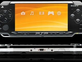 Porównanie między PSP-2001 a PSP-3000